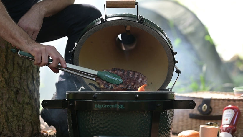 Big Green Egg (Interactive Video)